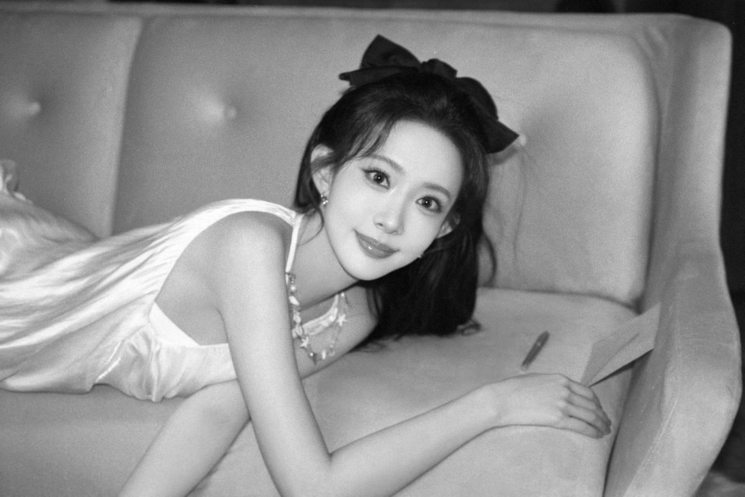 孟子义体面孟子义提到暮晚摇声音都颤抖了演员提到自己演过的角色，最难得的不是哭出