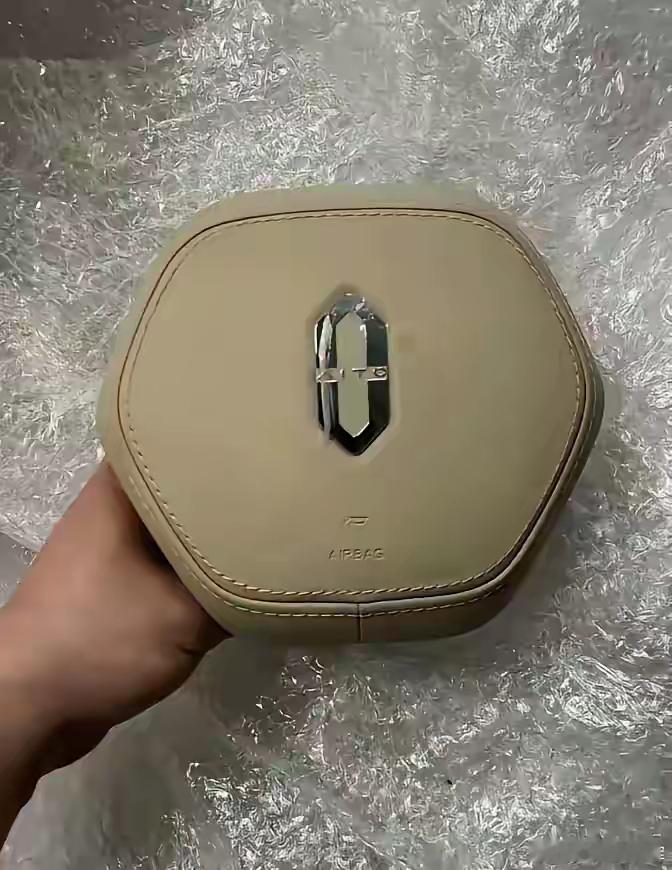 终于明白比亚迪为什么从来不拉踩友商了，因为完全没有那个必要，...比亚迪零件装进