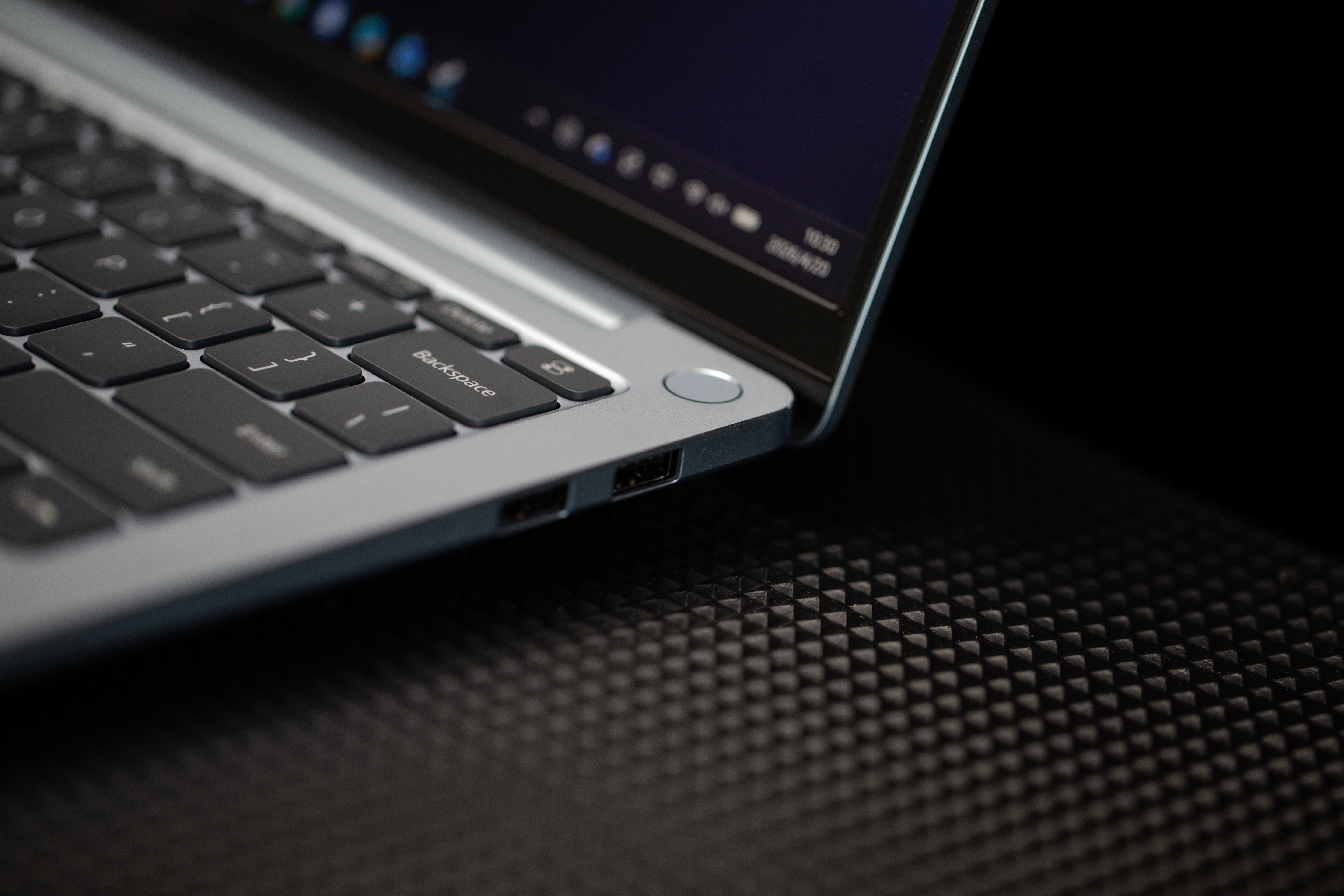 REDMIBookPro2026款到手使用了几天，总体下来的使用体验说一下