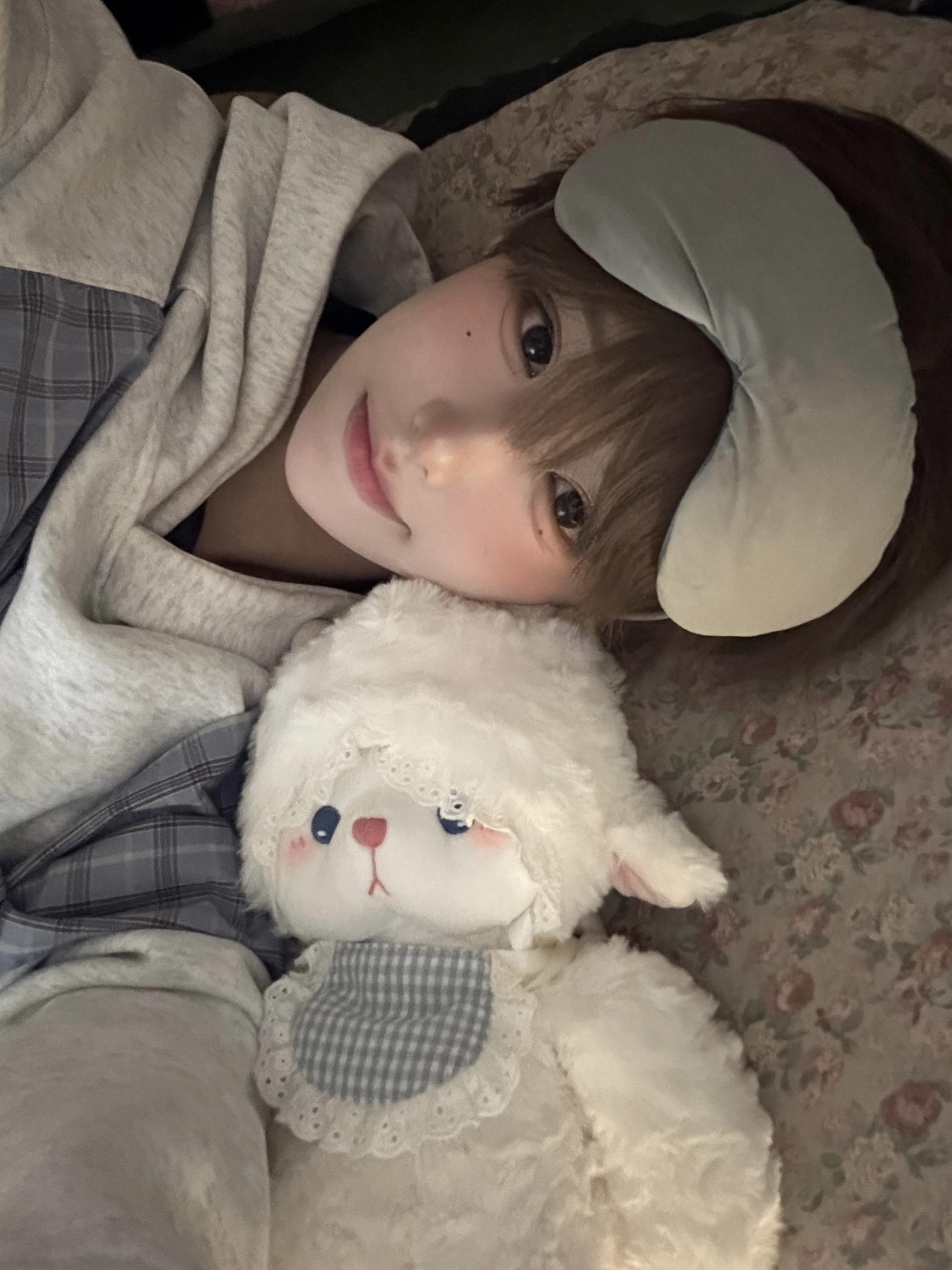 他一定比我成熟。