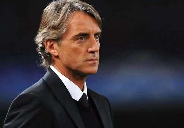 为啥尤文不选曼奇尼？在解雇图多尔以后，尤文选择了斯帕莱蒂执教，而不是名气更大的