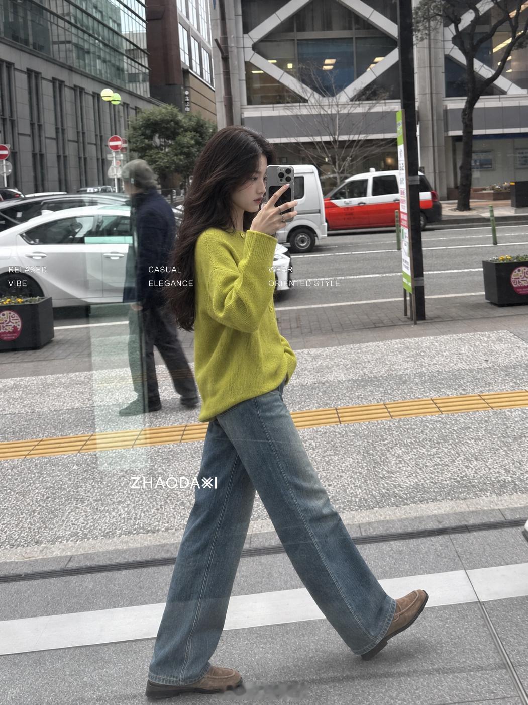 早早早！秋日氛围感还得是亮色吧～真丝羊绒羊毛温暖轻盈显白这毛衣！本粒预定啦！[