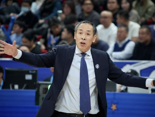 北京首钢大换血！许利民续约，外援全换，曾凡博去留成谜