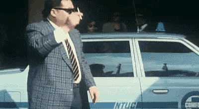 抽烟如果有九段，这应该是骨灰级的段位了。[大笑][大笑][大笑]