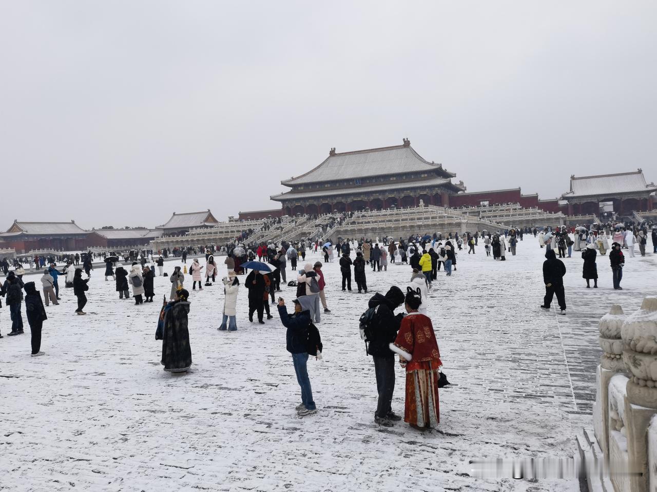 紫禁城落雪的欢乐，谁知道？知道的都来了吗？北京城下雪爆料