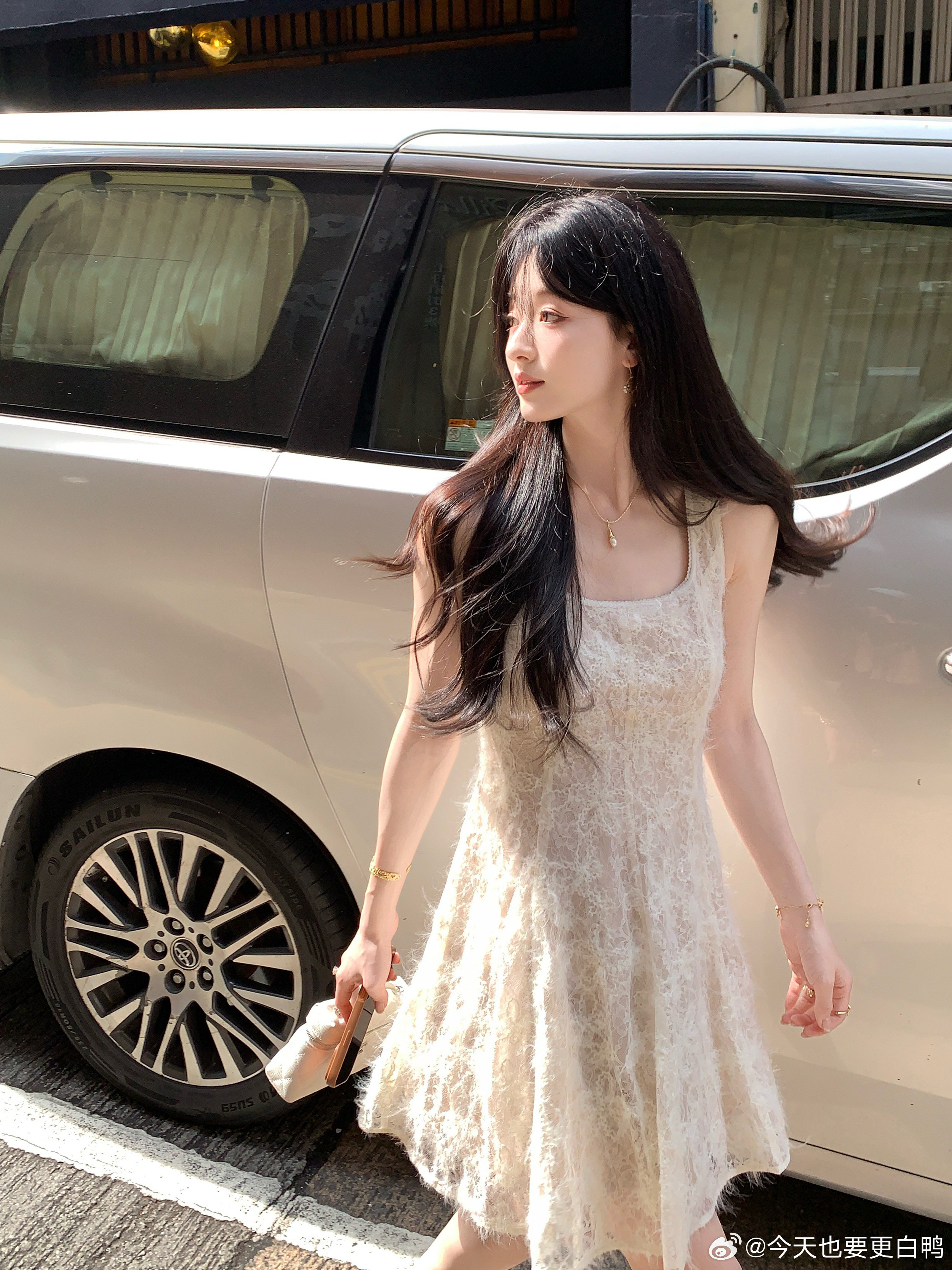 来一波裙子合集！！初恋女神裙、小香风、法式优雅、编织裙……这期裙子风格非常多样，