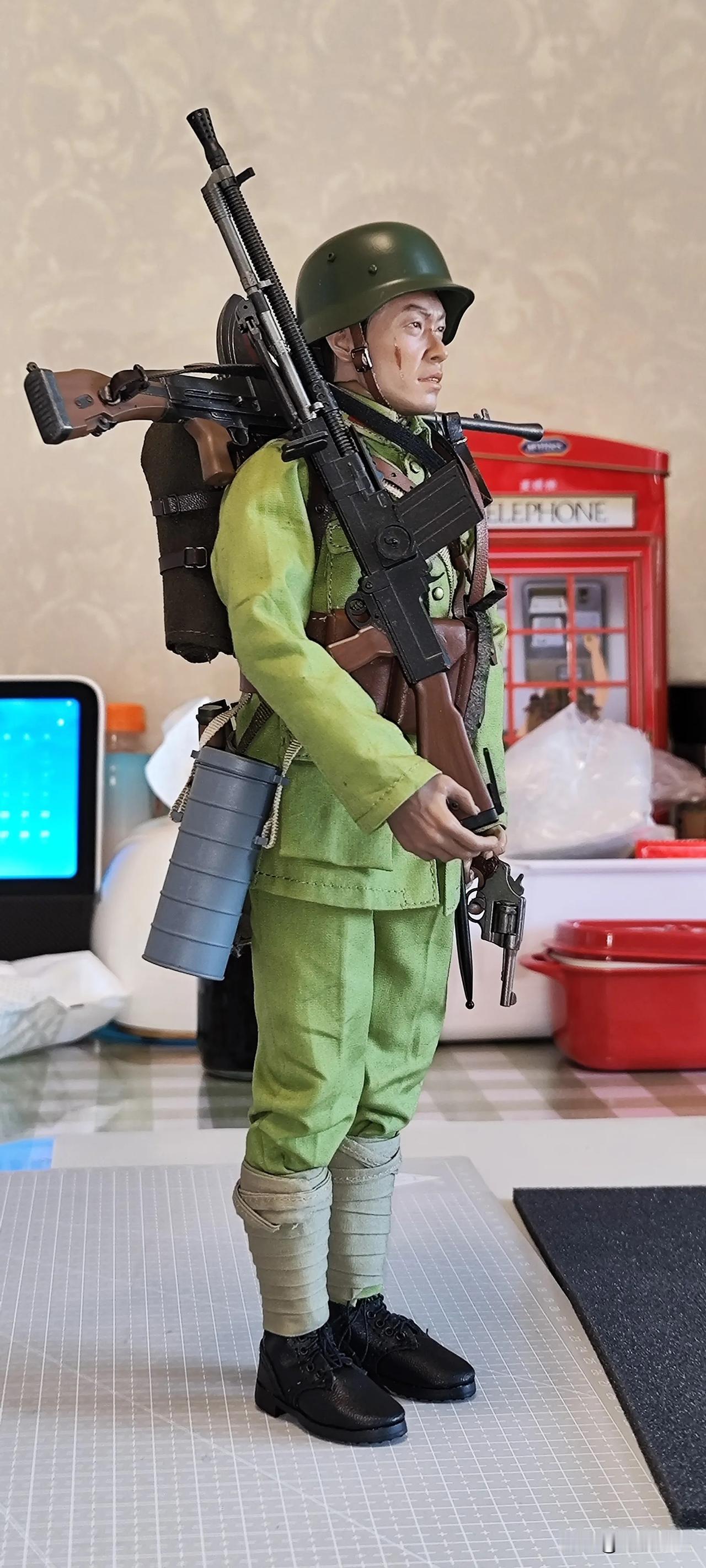 兵人淞沪会战国军德械师第88师机枪手，兵人装备目录：头雕素体帽子
