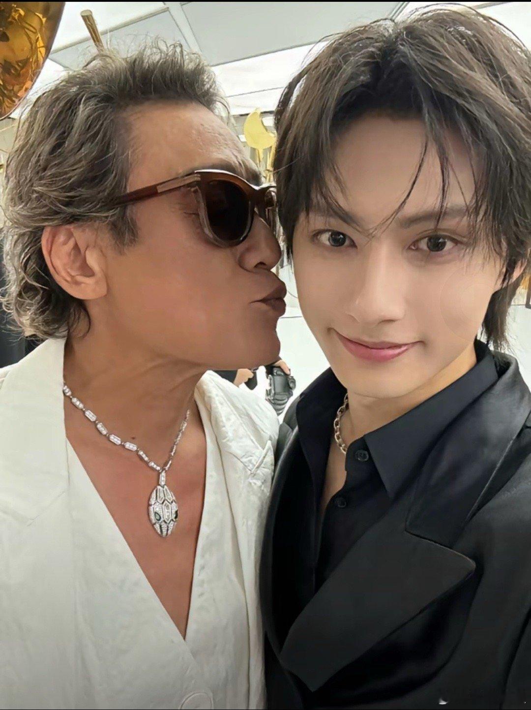 随机帅死一个路人梁家辉文俊辉​​​