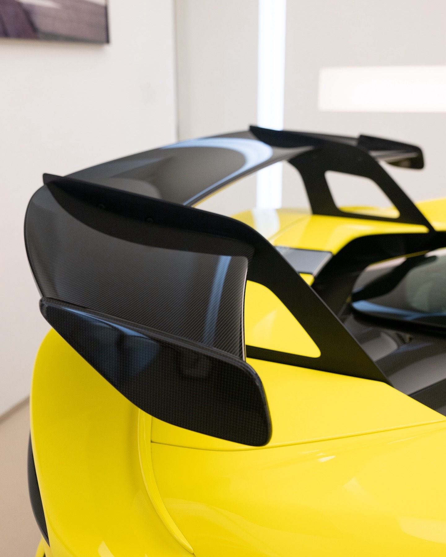 法拉利DaytonaSP3的经典轮廓，与全新法拉利SF90XXSpider相