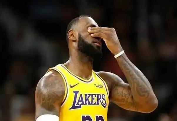 最近NBA转会市场有点意思，湖人和快船都在跟各自的目标球星眉来眼去。詹姆斯那边，
