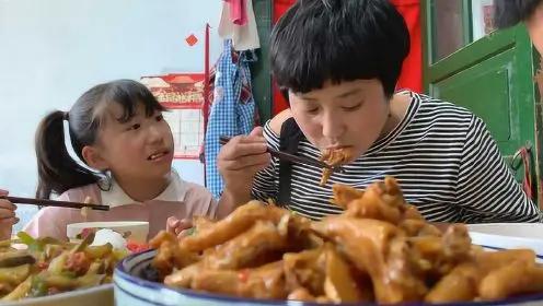 全网笑疯！“江西小炒代言人”终于吃上了！一句话，治愈千万打工人全网蹲了一周