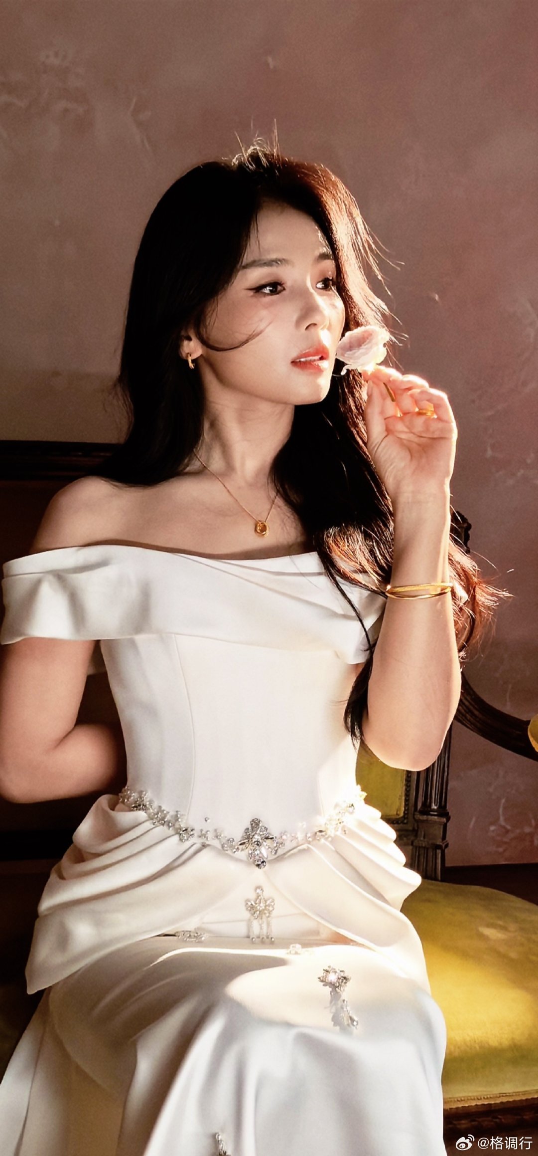 刘涛美成这样了刘涛的状态真的是太好了呀，看到这一组照片的时候，咱们姐姐真的是美