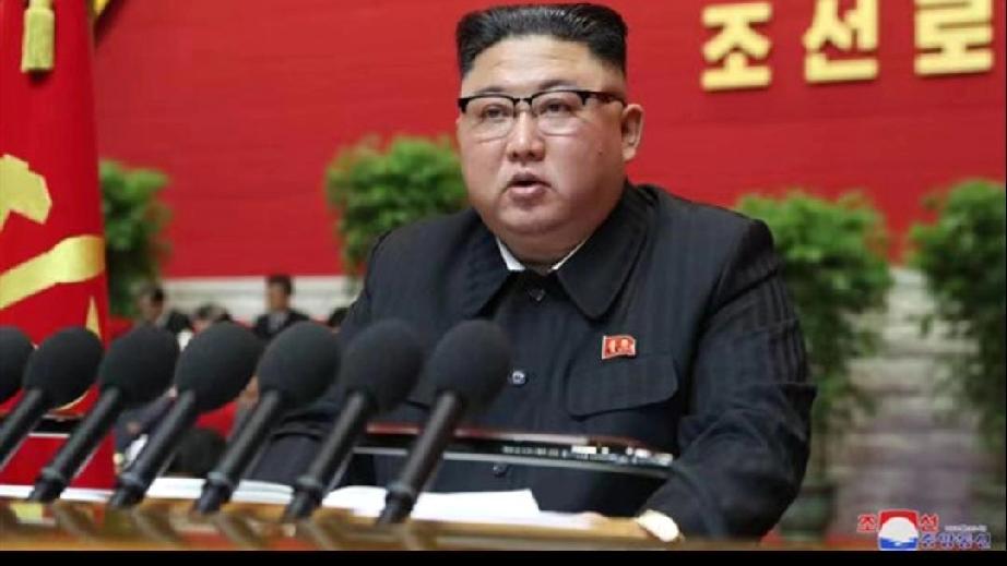 朝鲜传出消息2024年5月18日，金正恩突然拍板：南部边境一线部队要塞化。他在