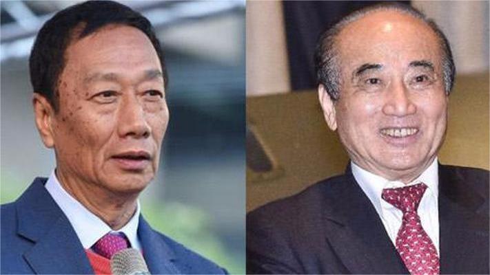 最近岛内政坛抛出了一枚震撼弹。一位重量级大咖在公开场合毫不留情地开火，直接把几十