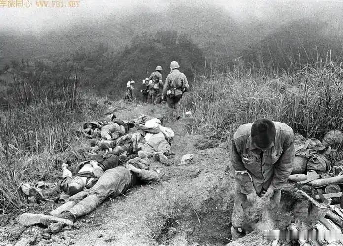 对越反击战最惨烈一仗：4辆坦克死战三个营，连长最后呼号：向我开炮。很多自媒