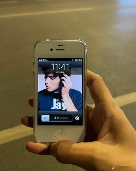 iPhone4S为何突然迎来第二春iPhone4s算是当年不少人的梦中情机吧