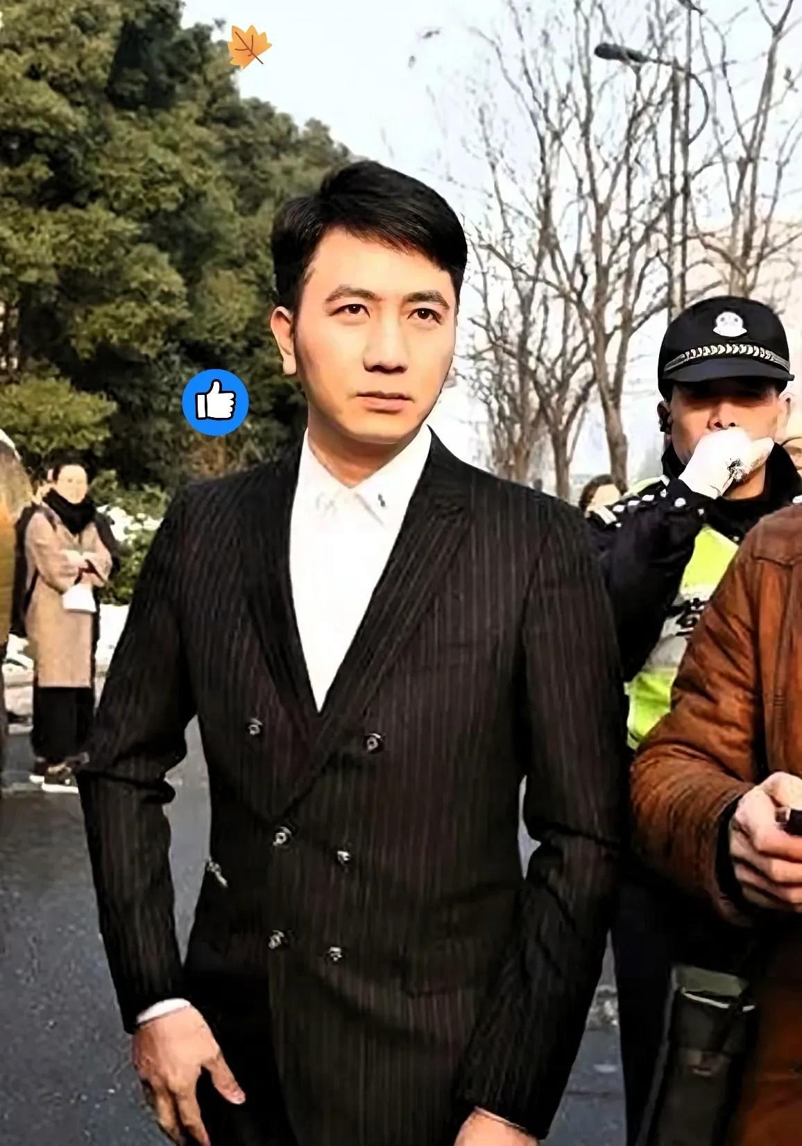 林生斌啊林生斌，你如今过得可真“潇洒”。他现在住澳大利亚悉尼北区的富人区，