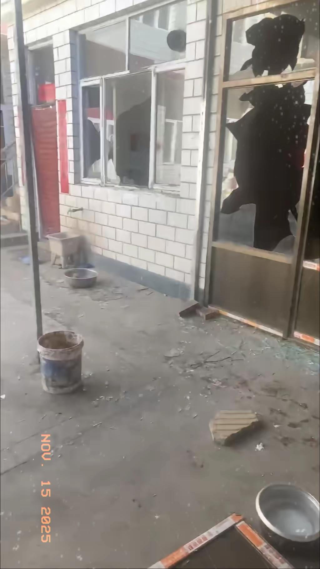 摔狗反杀案再爆细节！申家竟是外县生意人，全程克制却遭10人闯宅正当防卫铁证如山！