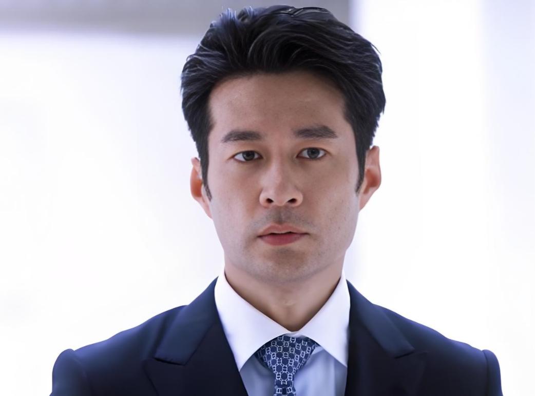 谭凯，高调发文！3月15日傍晚，54岁演员谭凯，突然在社交平台高调发文，字里