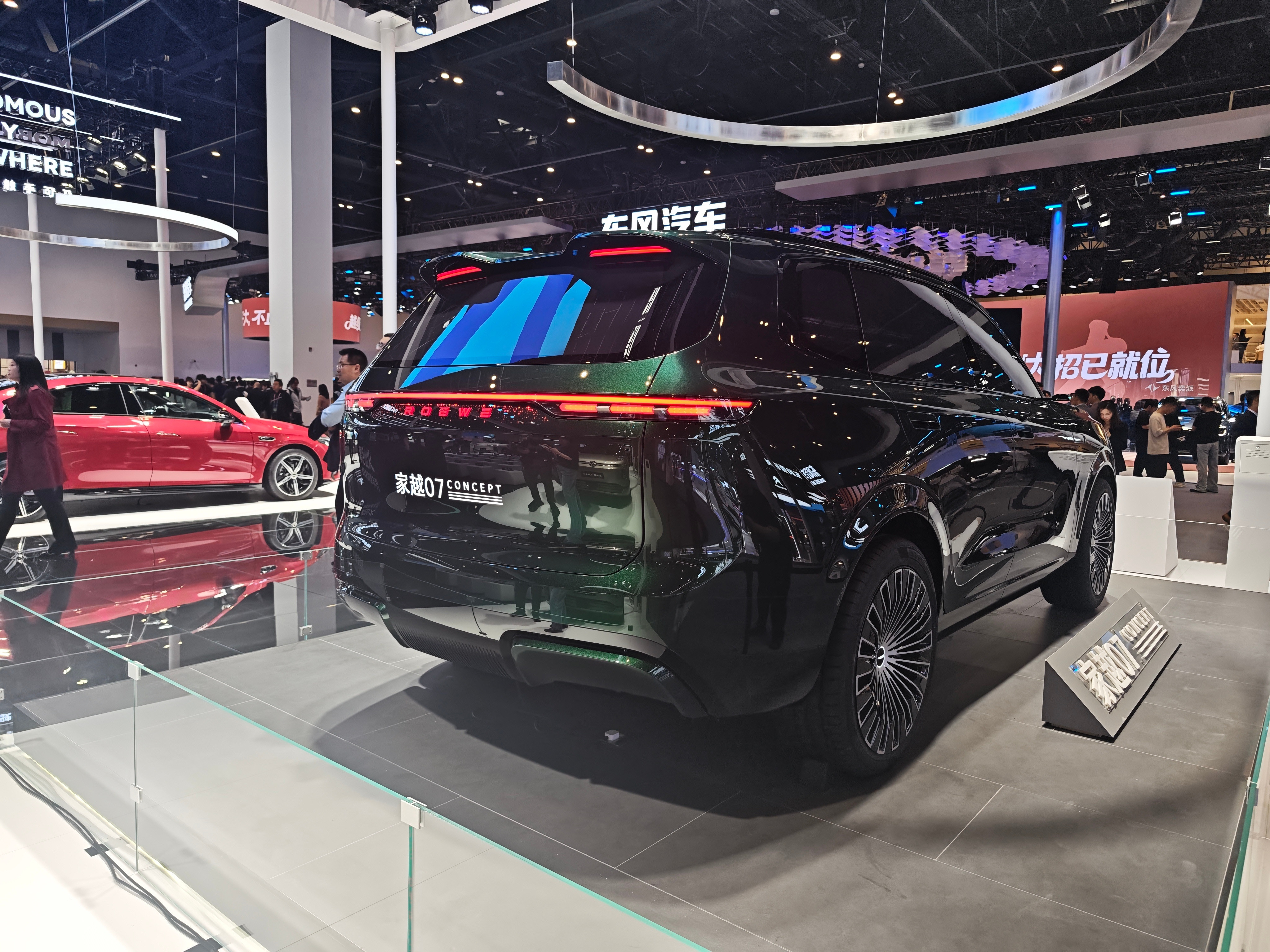 荣威这个家越07，预计Q3上市体量太大了，我感觉不能叫一辆车，是一幢车