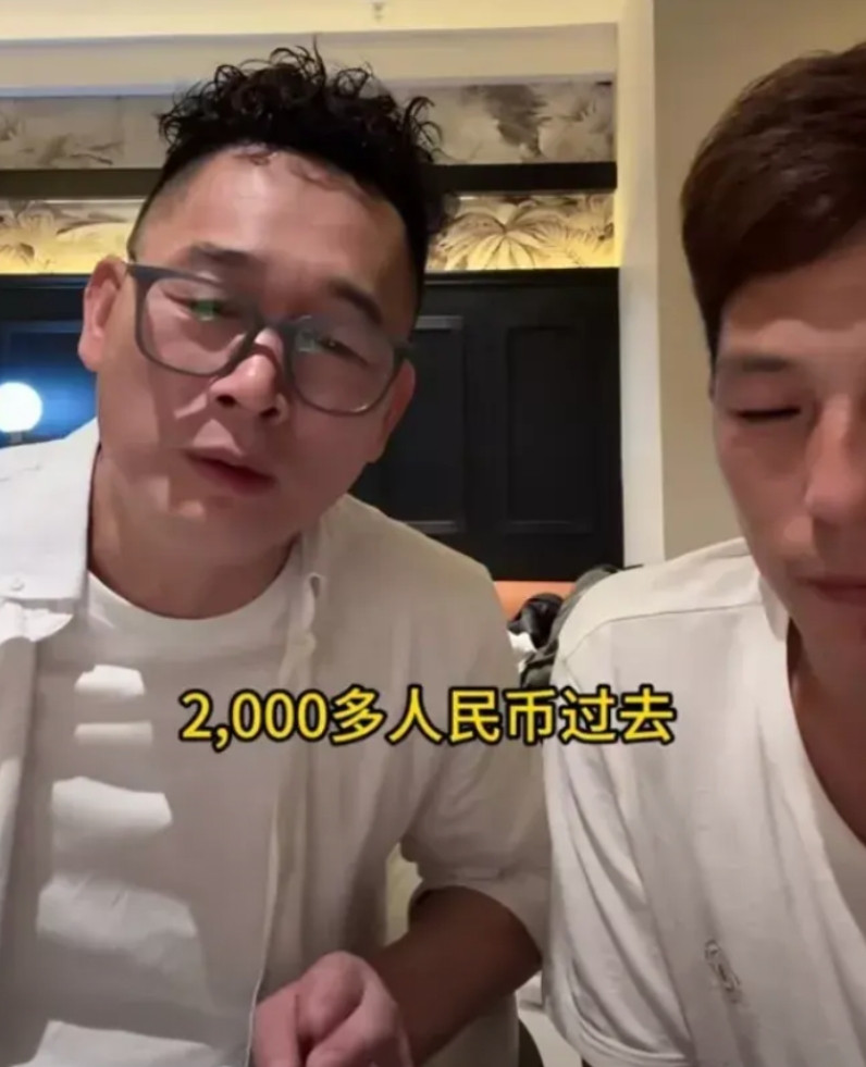 原来巴基斯坦的底层人，竟然是这样的，简直刷新我们的三观。在巴基斯坦的博主皮衣