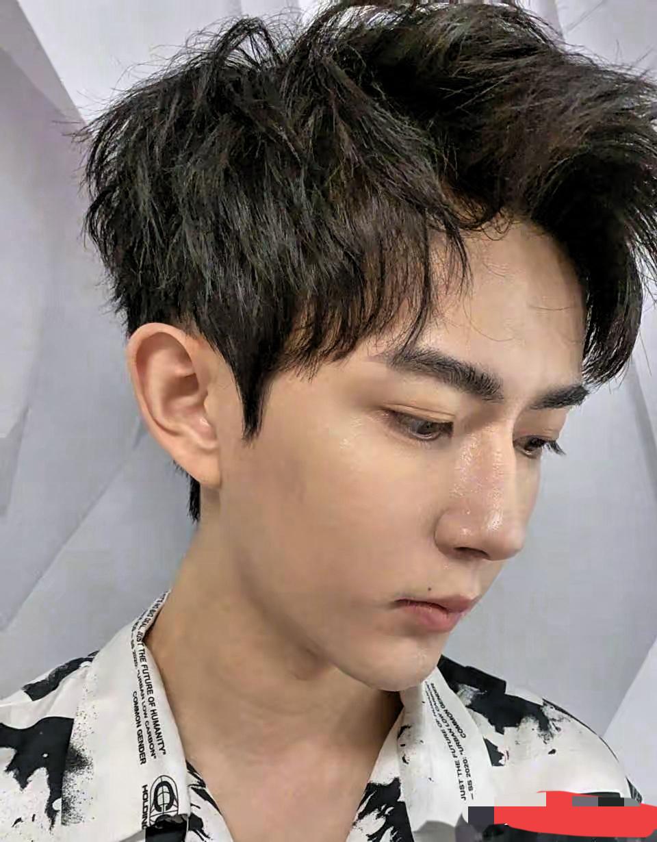 小于还在怕粉丝不喜欢素颜？咱喜欢的从来不是那层妆啊！小于之前