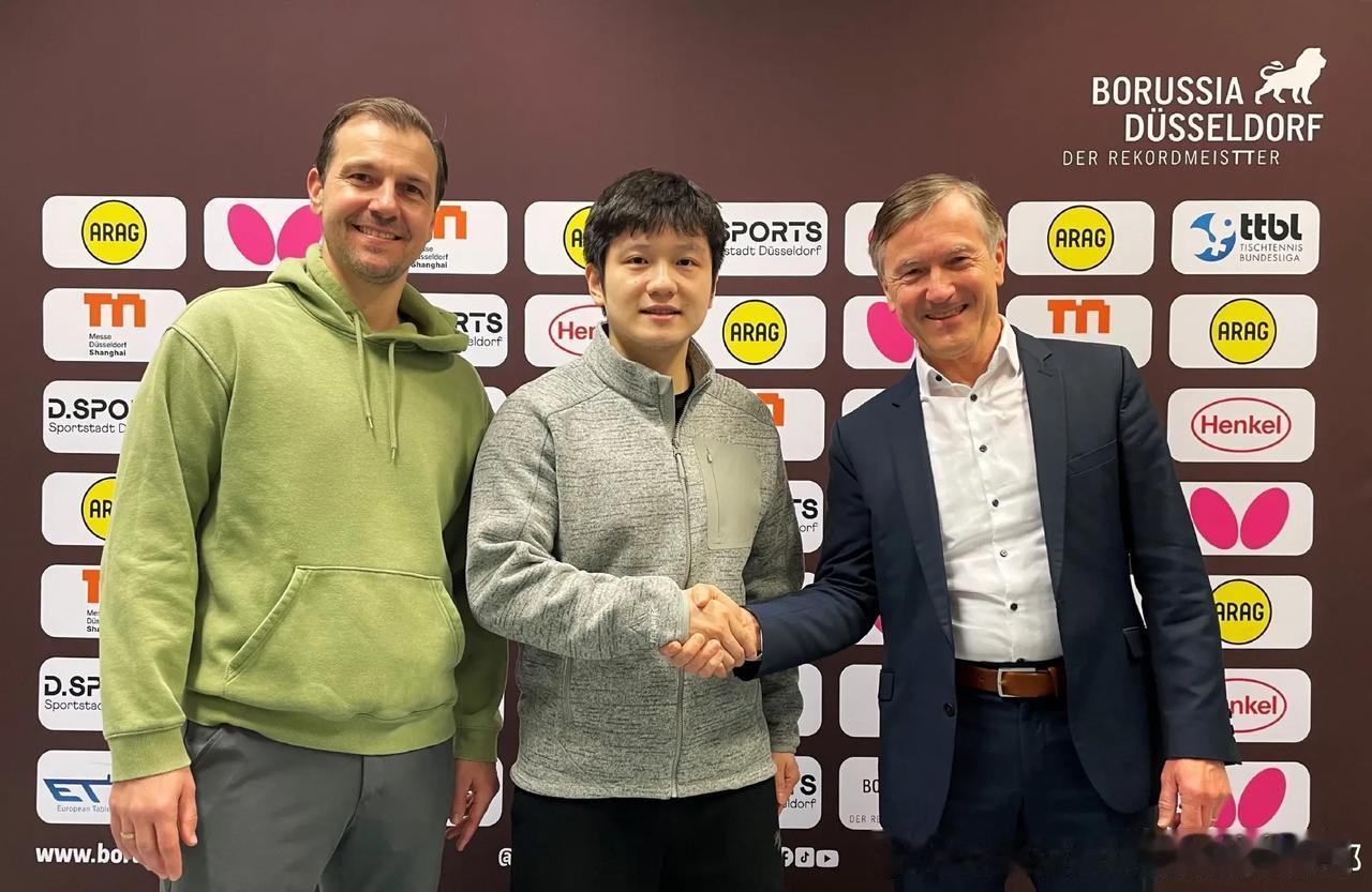 樊振东转会杜塞尔多夫，替他迈出新一步，深深的佩服！同时，又有一些惋惜！本以为他