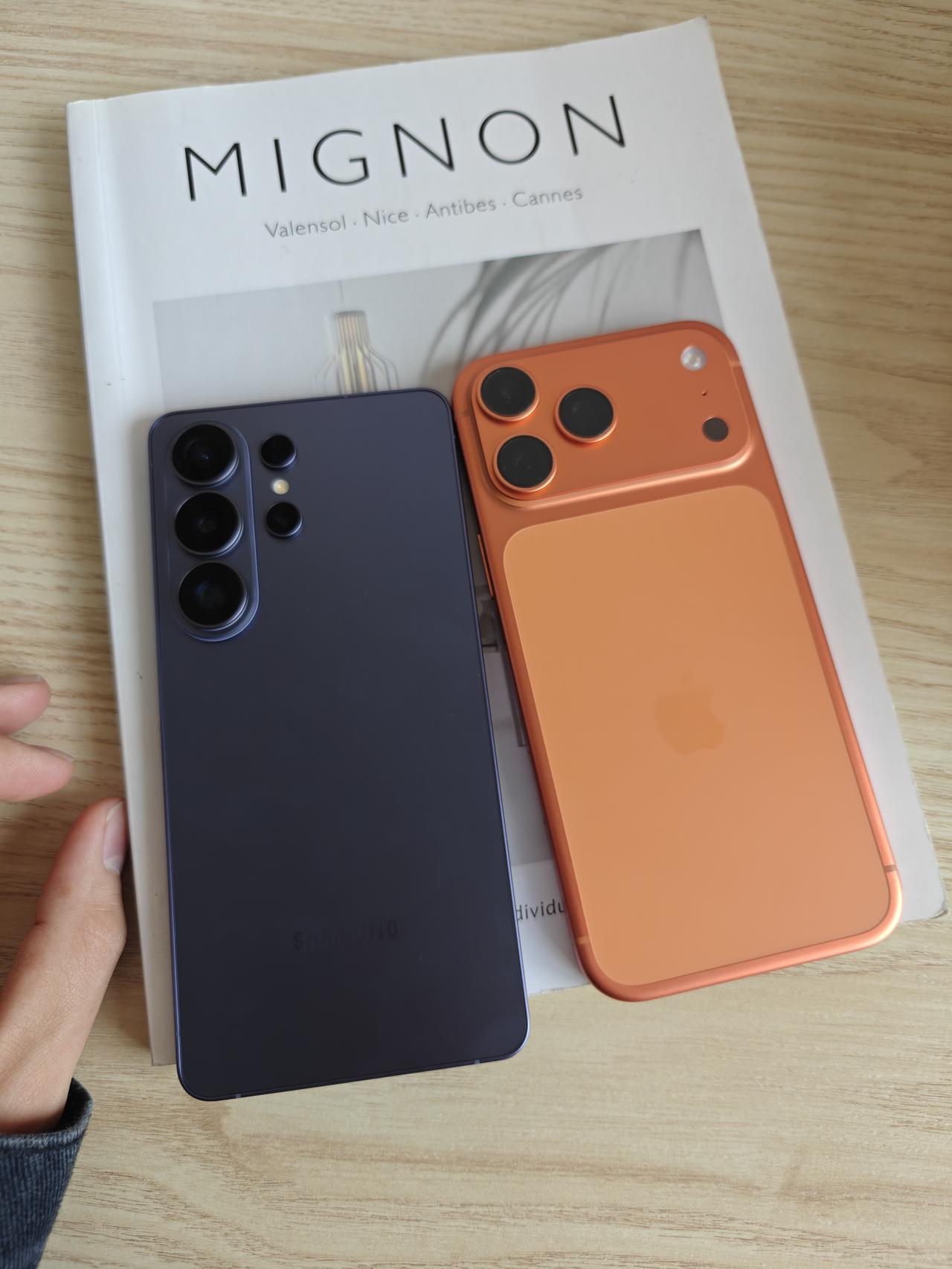 有一万块你会买三星还是苹果？没想到啊，三星S26Ultra居然涨价这么多，要一