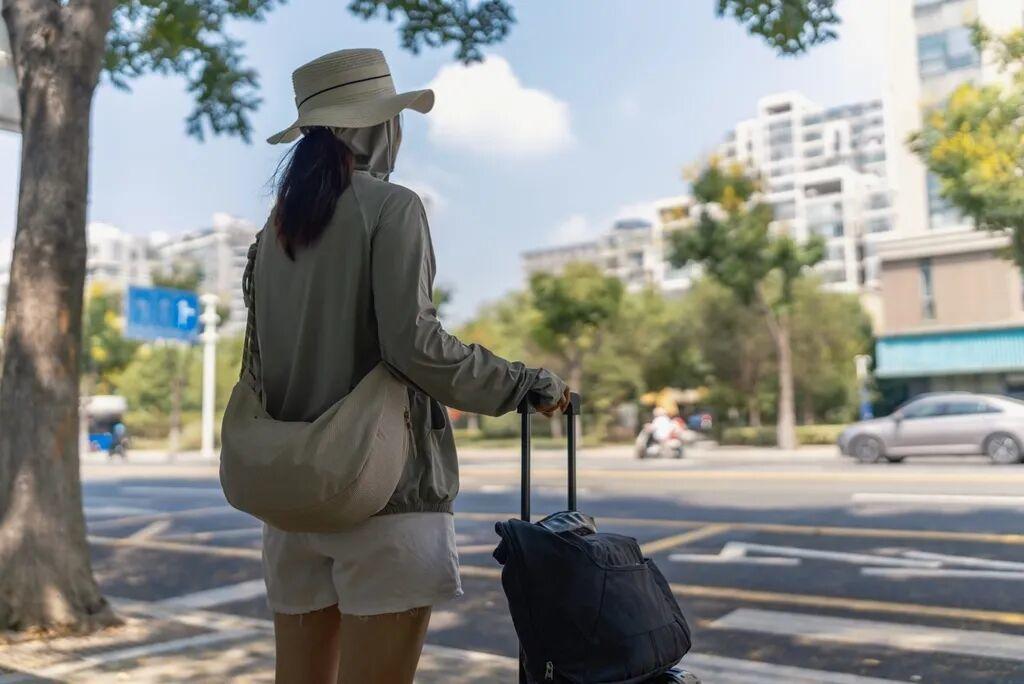 套路彻底曝光，瞒不住了！9月6日，青海西宁曹家堡机场，重庆25岁女子王静姝赴青