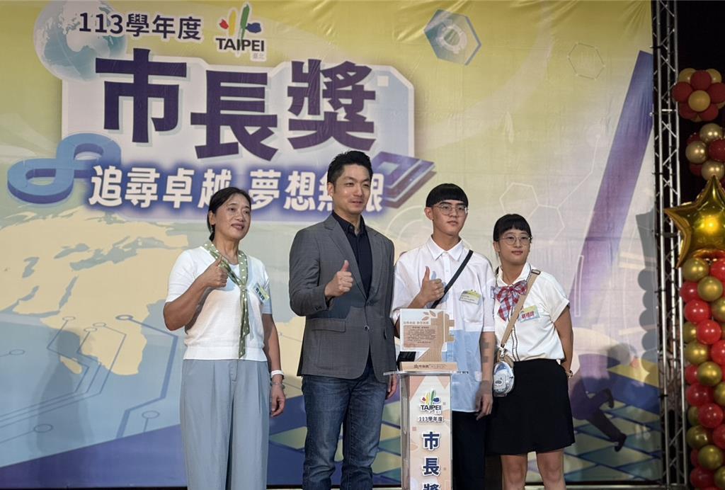 蒋万安、李四川分进合击反罢力挺北市蓝委“保5”为反制大罢免，台北市长蒋万安1
