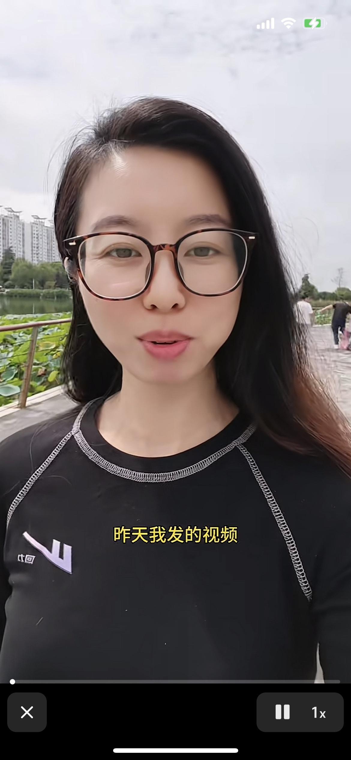 田静又发个视频，重复上一个视频的话题，喊话粉丝，不要相信一些图片和文字，都是AI