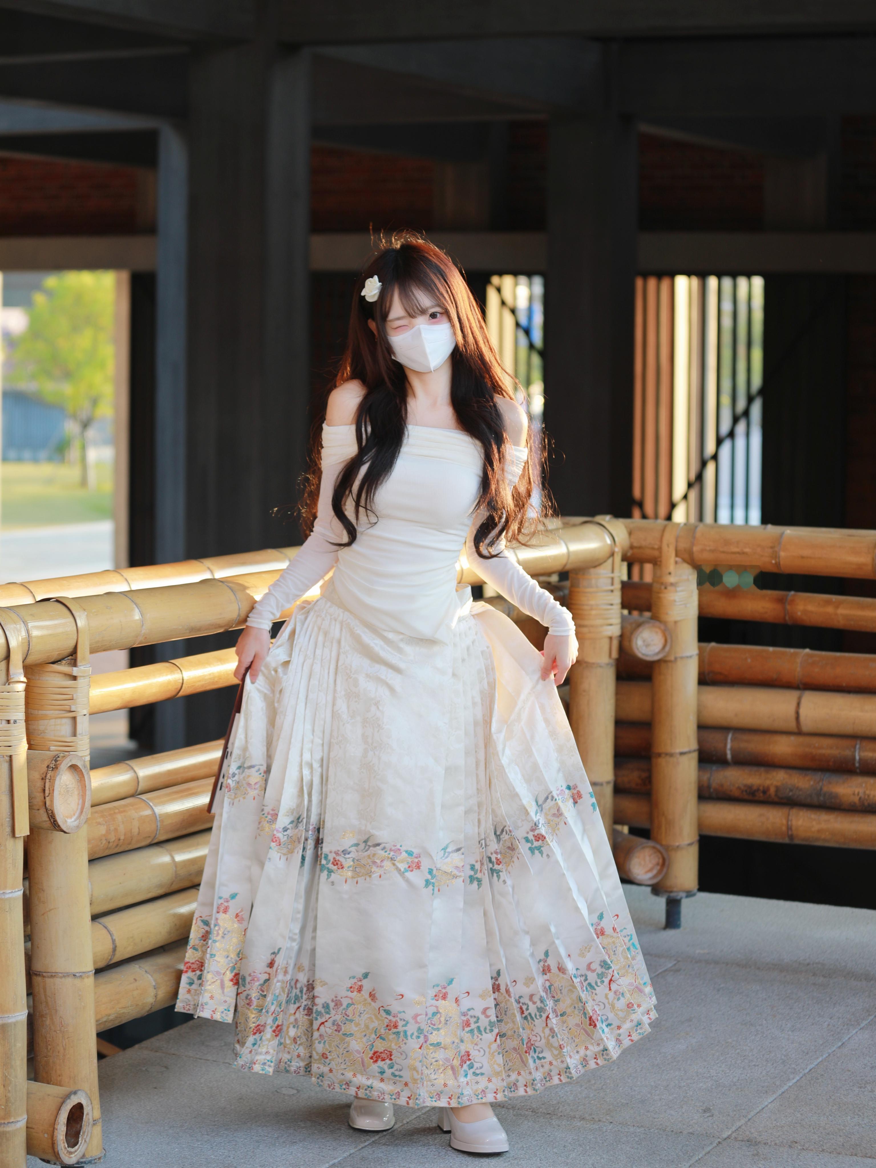 又到了穿马面裙的季节