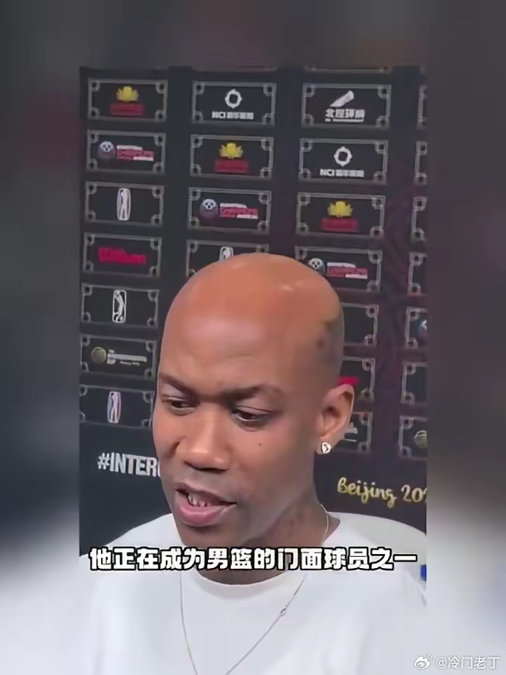 马布里早就说过：中国男篮想崛起，靠本土名帅轮流坐庄根本没用，得让真正懂国际篮球逻辑的人来带，才有机会