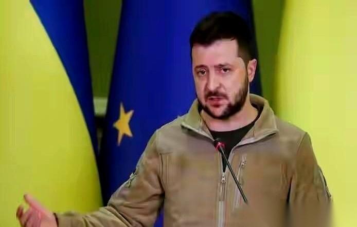 我算是开了眼了。见过要钱的，没见过这么要钱的。他对着一群准备掏钱给他的欧洲大