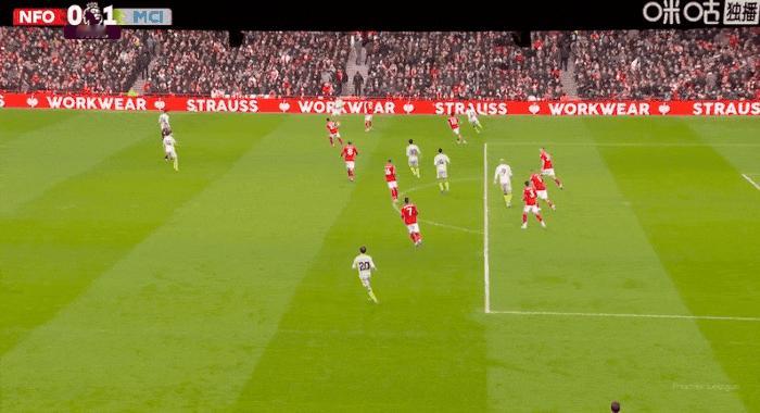 谢尔基传射+83分钟制胜！曼城2-1森林豪取6连胜登顶英超北京时间12月2