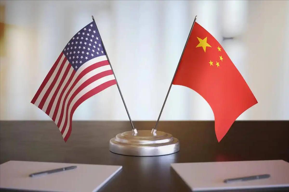 所有人都在等中国GDP超过美国的那一天，结果最先拉开距离的，可能根本不是经济。