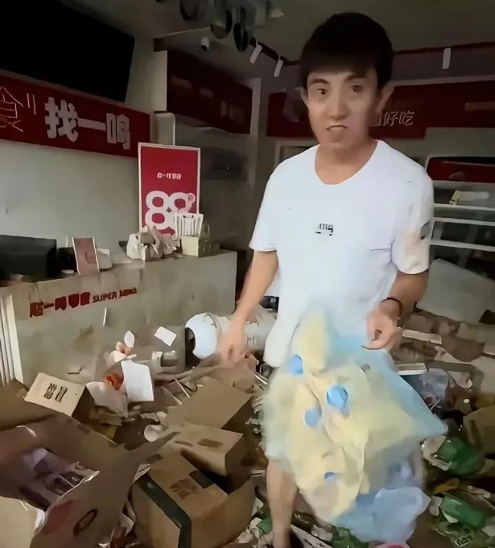 怀集赵一鸿哄抢事件怎么挽回群众的心