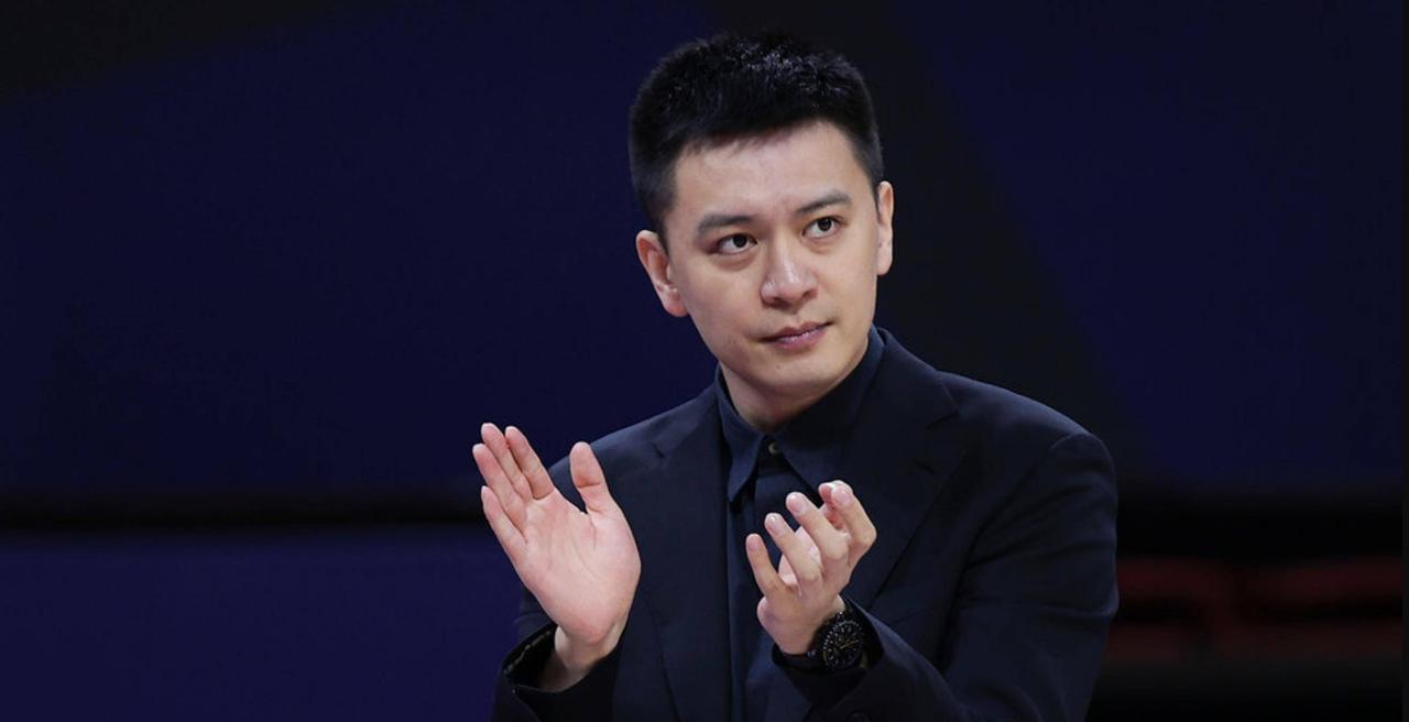 杨鸣火烧眉毛。据CBA媒体人赵探长透露：北控男篮对王岚钦志在必得！北控男篮希望
