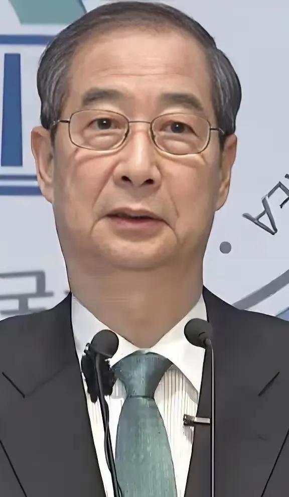 听到这一消息整个韩国已经开始炸锅了，这时候听说韩国前总理韩德洙已经是彻底地被定罪