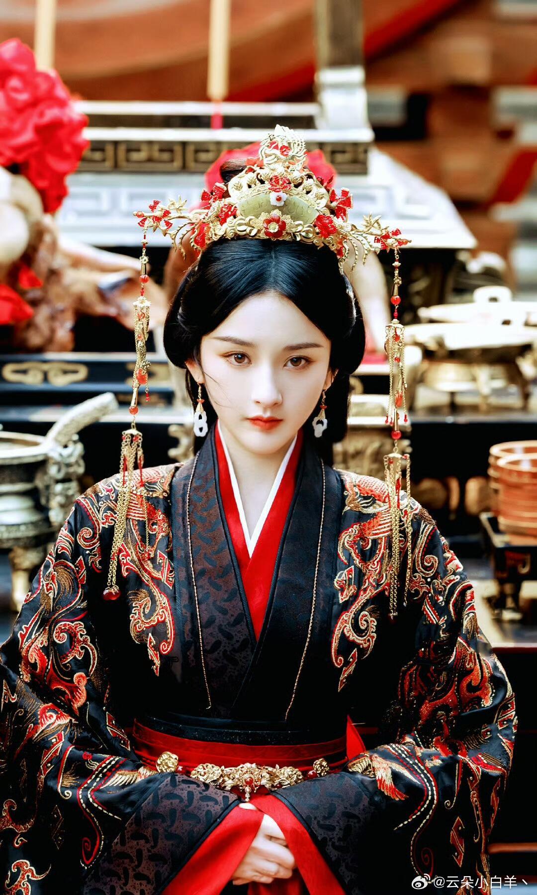 宋祖儿❤有时候，退一步，未必是输。❤眼泪是武器，但脑子才是盔甲。❤心若有所向往