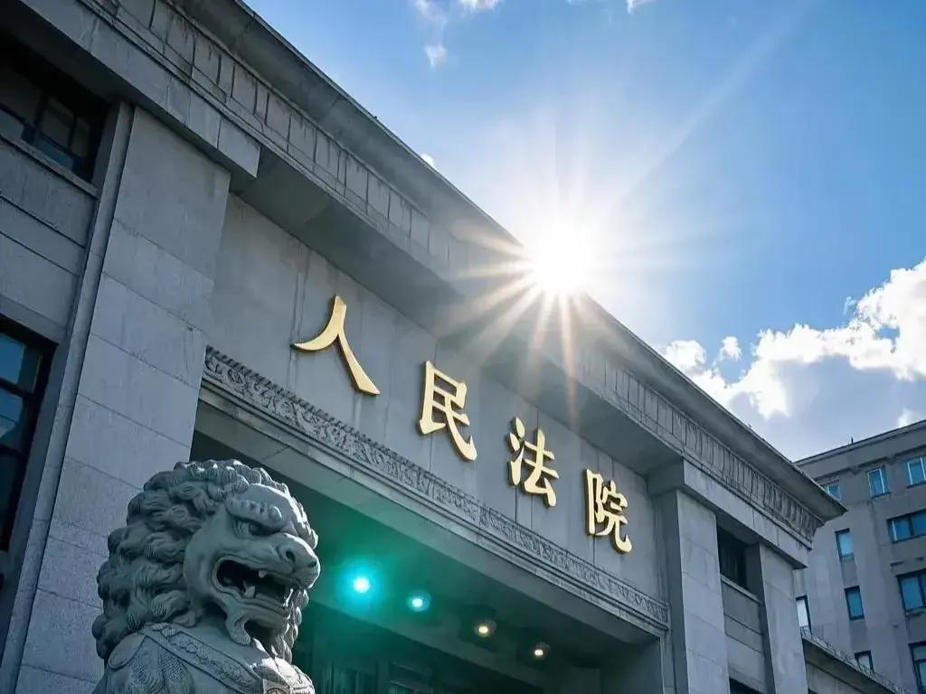 体制内跨行提拔，真不是业务强就能直通！我身边见过太多老法官，干了十年庭审，办案精