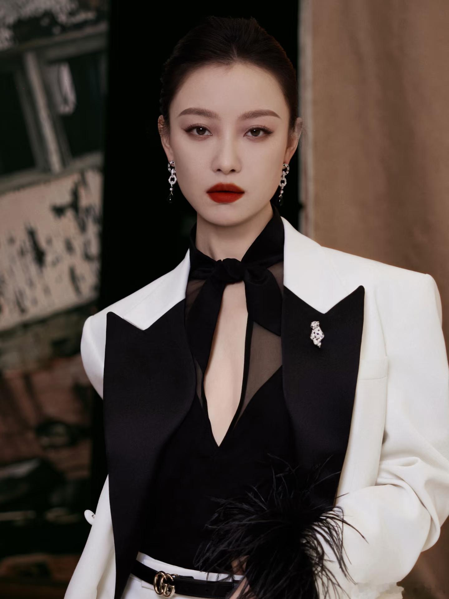 倪妮是不是胖了倪妮今天东极岛首映礼，感觉比之前胖了一些，变得更好看了，整个人散发