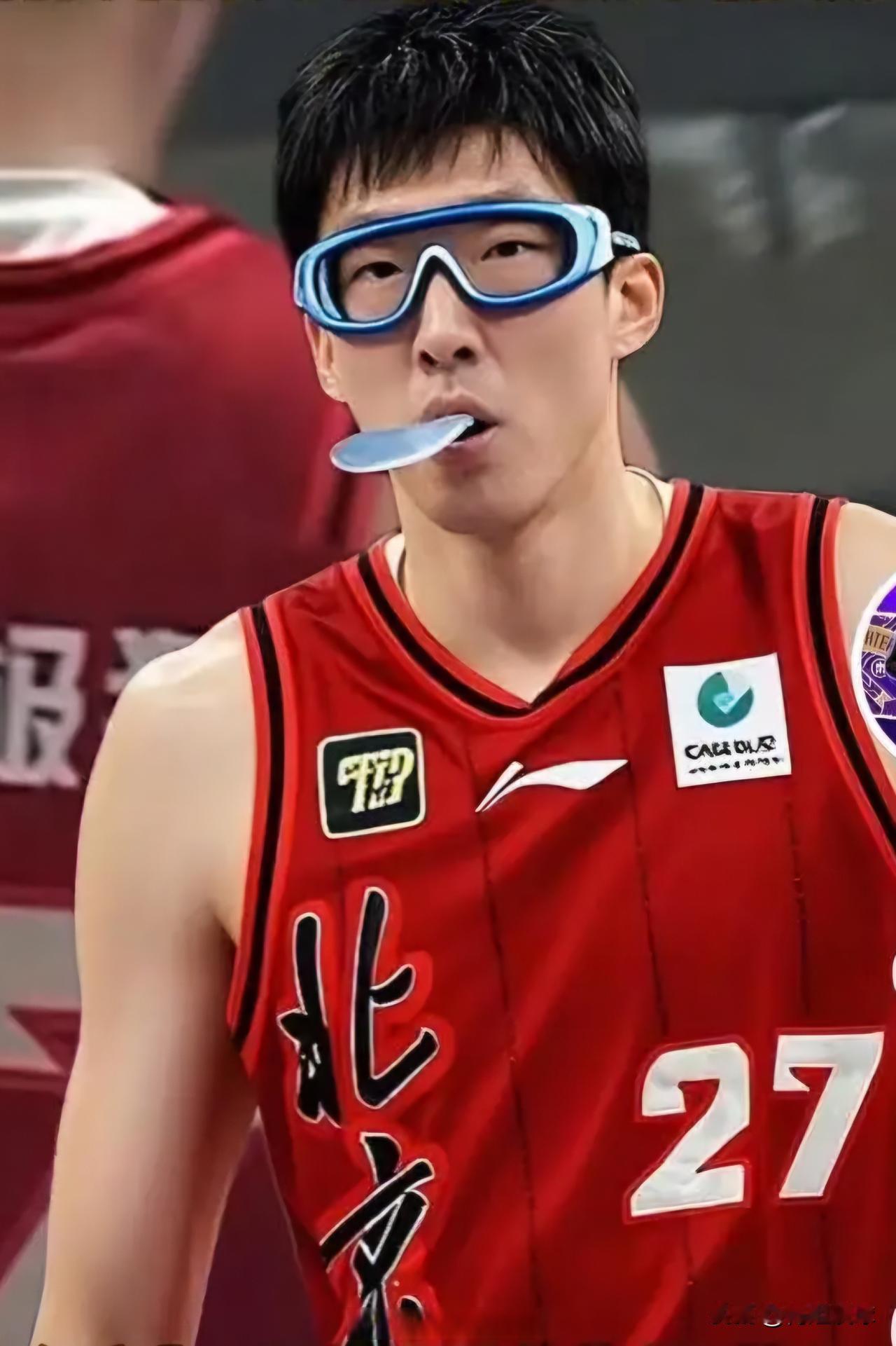 CBA常规赛第10轮单场五项数据最高者分别是：得分王：福建的特莱斯！在福建1