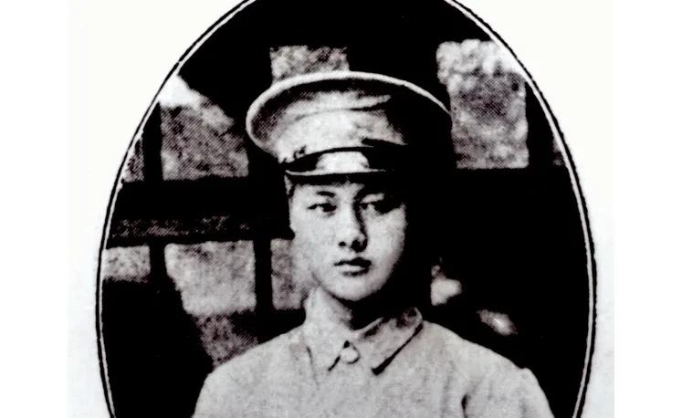 1935年，马载遭“马缠四蹄”酷刑，24小时捆绑。1935年的中国，民不