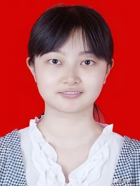 西安电子科技大学八零后教授白雪茹白雪茹，1984年生于西安，现任西安电子科技大