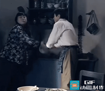 咱就是说，有多少人把这段存做表情包了？[笑着哭]李菁菁摔碗动作丝滑中带着优雅，