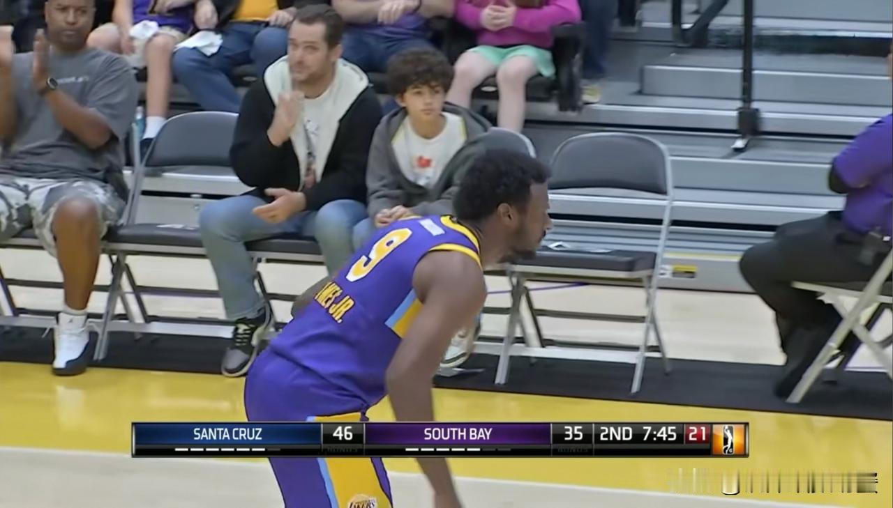 湖人超级新星布朗尼称霸发展联盟！在今天南湾湖人以108：105力克圣克鲁兹勇士的