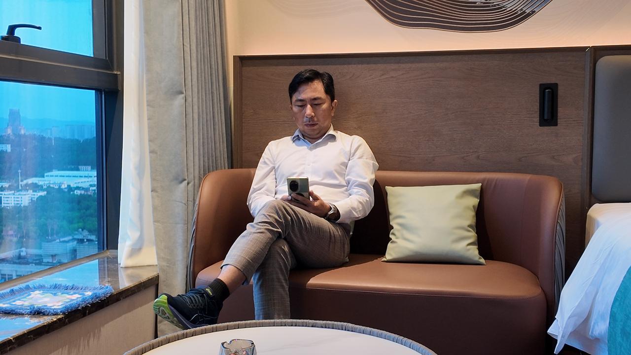 2021年，深圳的老刘花150万买了一笔商铺债权。评估报告写得清清楚楚：市中心地