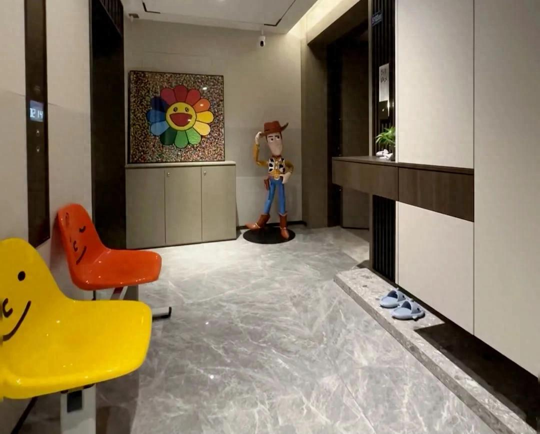 当初花大价钱买“一梯一户”，现在肠子都悔青了！过来人含泪说出大实话我同事前年买