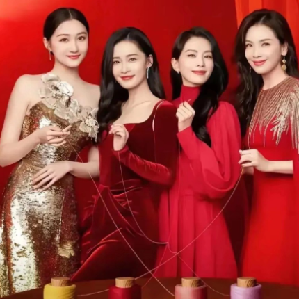 要说内娱新四美刘诗诗、李沁、关晓彤、刘涛谁更胜一筹，还真难选，毕竟各有千秋。